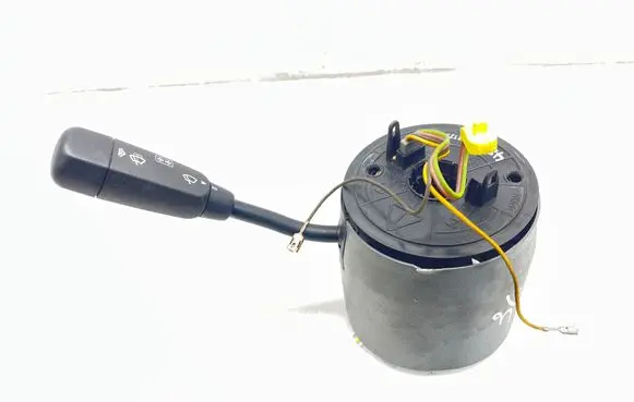 Mercedes-Benz CLK A208 C208 Wiper turn signal indicator stalk/switch A2085450010
