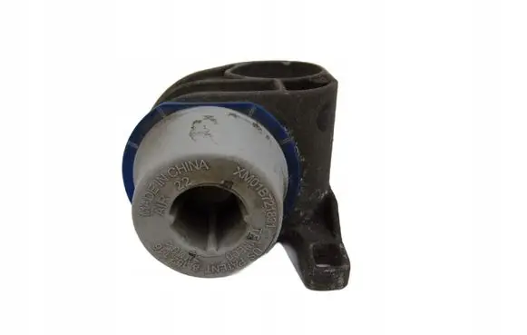 Jeep Cherokee Muffler mount bracket/holder 68185869AB