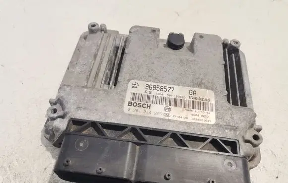 Chevrolet Captiva Engine control unit/module 96858577 96814427 0281014296