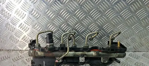 Renault Scenic II - Grand scenic II Fuel main line pipe 8200330912