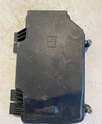 Mercedes-Benz E W213 Fuse box cover A2055402428