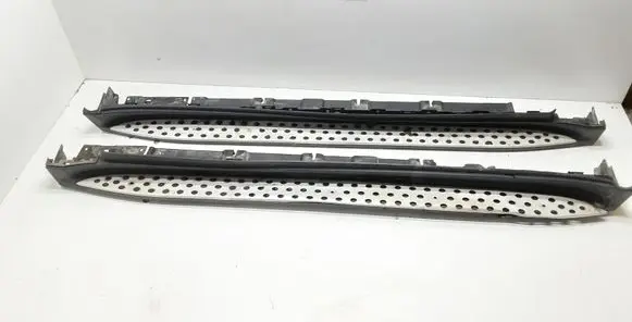 Mercedes-Benz ML W164 Thresholds for All-terrain vehicles A1646901110 06070270026 0607020025