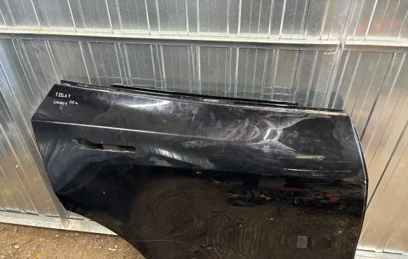 Tesla Model Y Rear door
