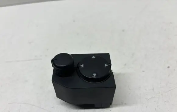 Audi A3 S3 8L Wing mirror switch 8D0959565