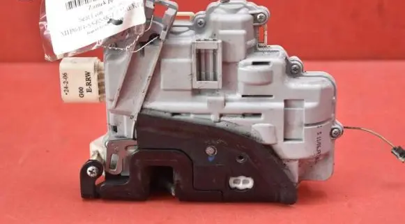 Seat Leon (1P) Front door lock 1P1837016
