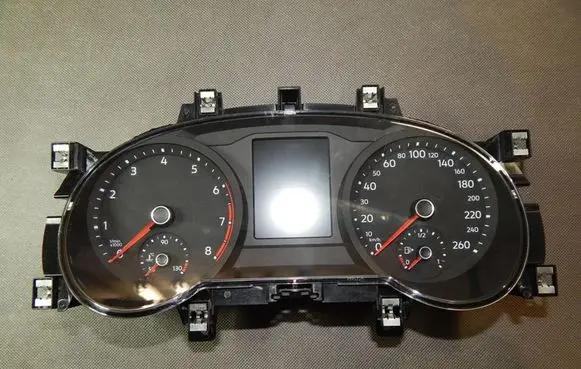 Volkswagen Tiguan Speedometer (instrument cluster) 5NA920650A
