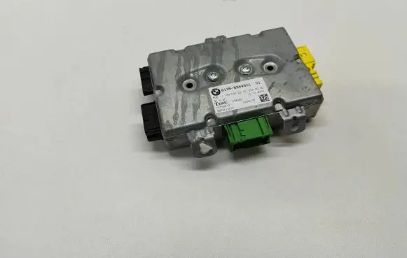 BMW 5 E60 E61 Door control unit/module 6944501 61356944501 6135694450101
