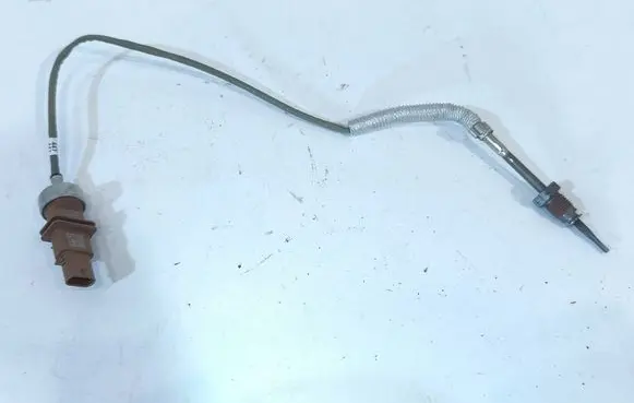 Volkswagen Transporter - Caravelle T6 Exhaust gas temperature sensor 04L919529M