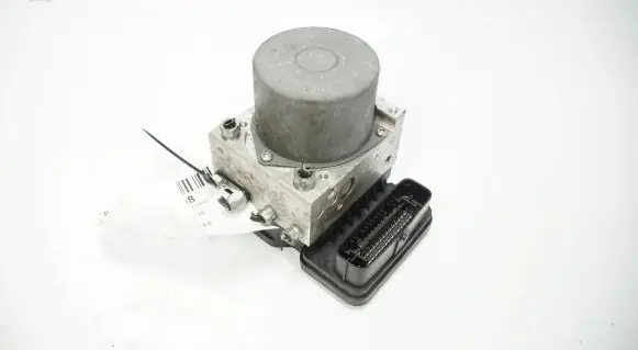 Lexus RX 330 - 350 - 400H ABS Pump 89541-0E071