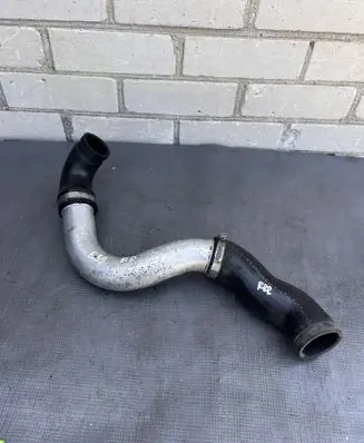BMW 5 E39 Intercooler hose/pipe 7786530A 11617786530
