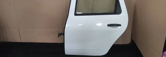 Dacia Duster Rear door