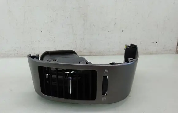 Toyota Prius (NHW20) Dash center air vent grill 5565047040