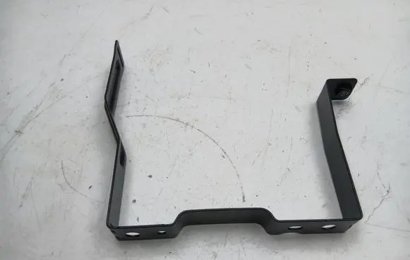 Volvo XC90 Battery bracket 32132399