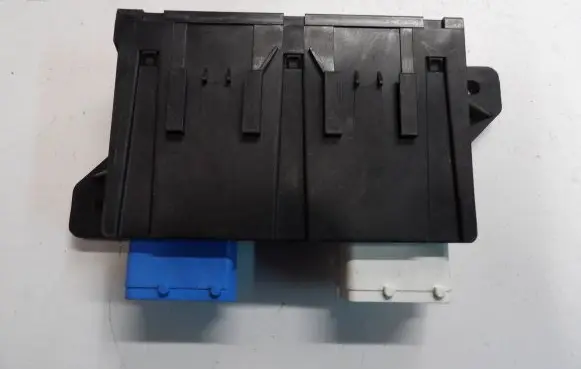 Citroen C4 II Picasso Central body control module 9812711280 28469070 ZR2005105892
