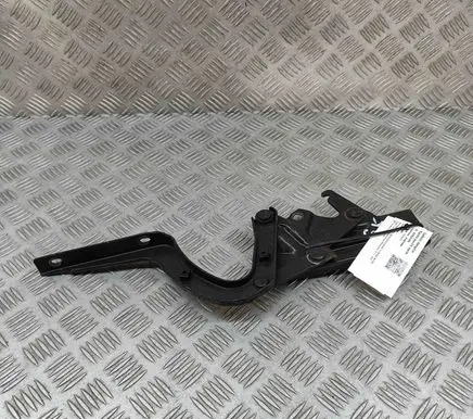 Mercedes-Benz 250 280 W108 Tailgate/trunk/boot hinge 1087500187 A1087500187