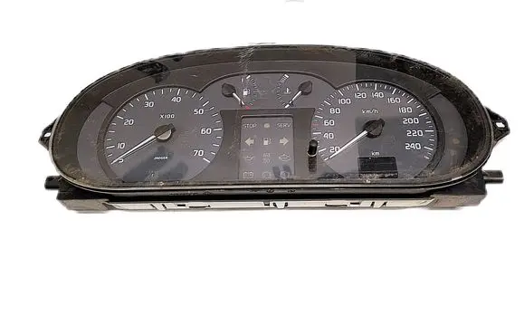 Speedometer (instrument cluster)