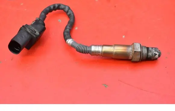 Citroen C4 II Lambda probe sensor 7590713