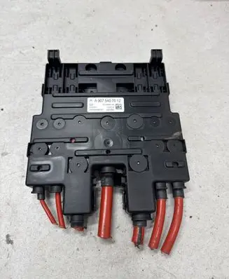 Mercedes-Benz Sprinter W907 W910 Fuse module A9075407012 19D046GB0431