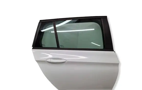 Opel Astra K Rear door 