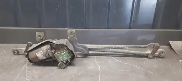 Alfa Romeo 145 - 146 Front wiper linkage 
