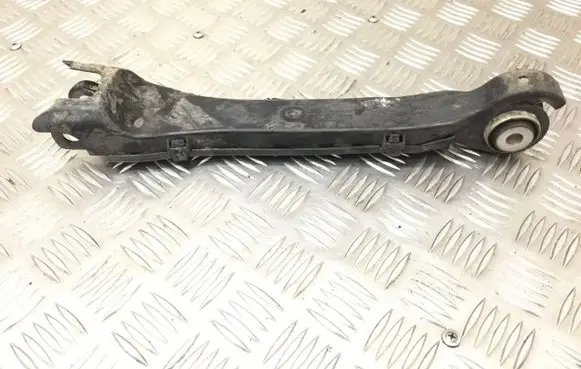 Mercedes-Benz C W205 Rear control arm A2053521205