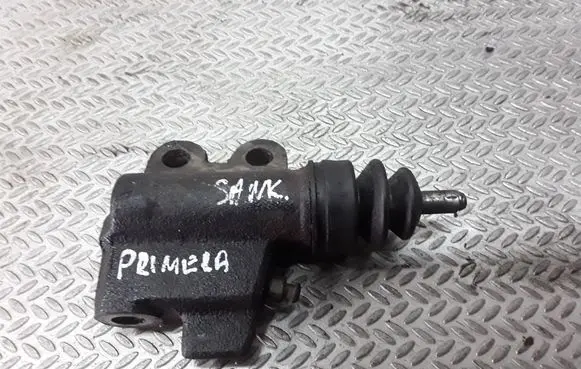 Nissan Primera Clutch slave cylinder 
