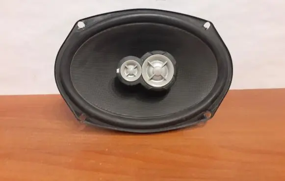 Chrysler 300 - 300C Front door speaker 8547 GTO935E