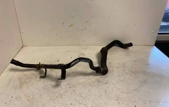 Audi A8 S8 D3 4E Engine coolant pipe/hose 4E0121400F