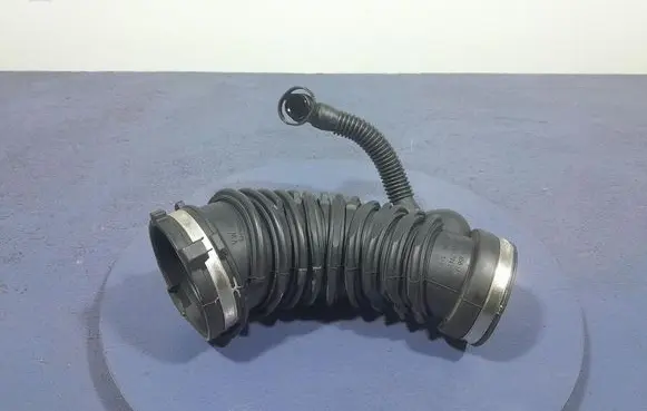 Skoda Octavia 985 Air intake hose/pipe 3Q0129656J