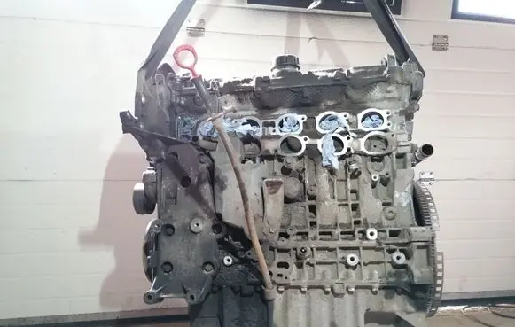 Volvo V70 Engine