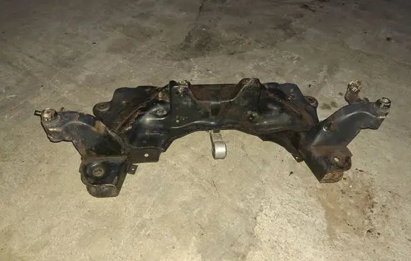 Renault Espace III Front subframe