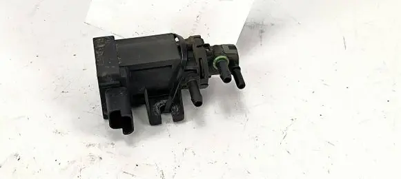 Peugeot 5008 II Turbo solenoid valve 9674084680