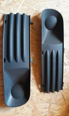 Volkswagen Transporter - Caravelle T5 Front bumper lower grill 7H0807489 7H080749C