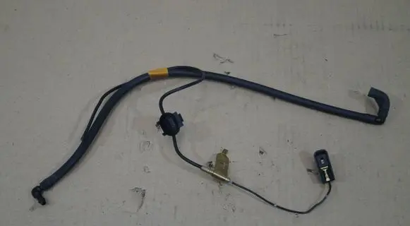 Mazda CX-5 Rear window washer fluid hose 