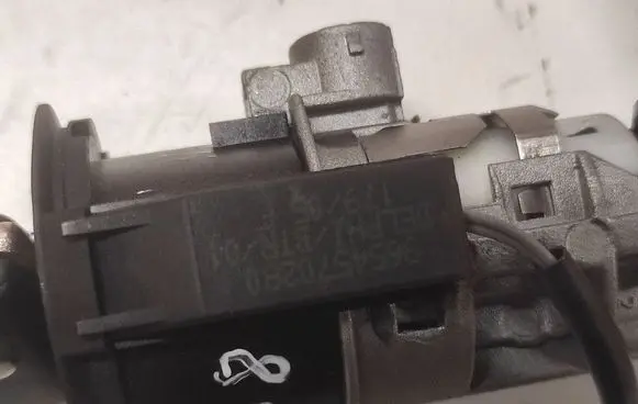 Peugeot 607 Ignition lock 9654570280 N0502334