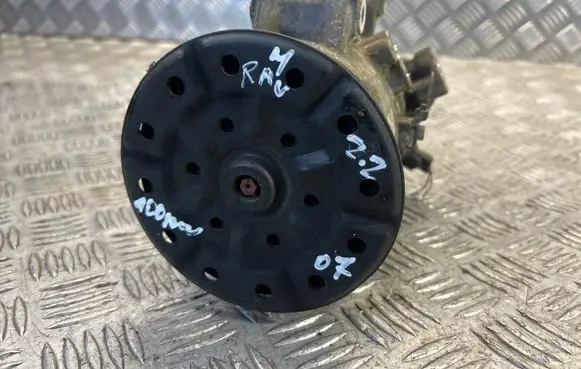 Toyota RAV 4 (XA30) Air conditioning (A/C) compressor (pump) 5SE12C 05J01992 4472601257