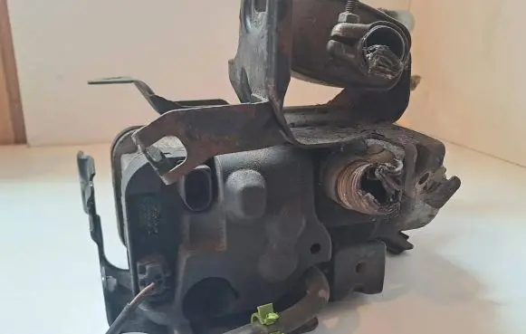Volkswagen Caddy Auxiliary pre-heater (Webasto) 1K0815065AG 9013016C 9013858E