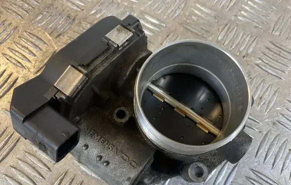 BMW X5 E70 Throttle valve 7555944 2057602213 A2C53374893