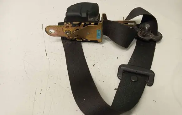 Mazda MX-6 Front seatbelt 40251