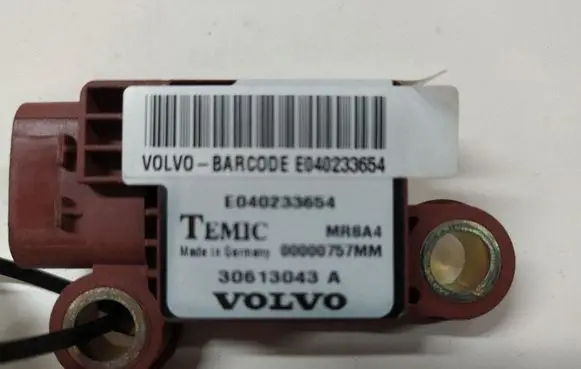 Volvo S40, V40 Airbag deployment crash/impact sensor 30613043A