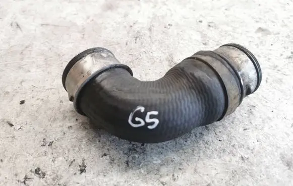 Volkswagen Golf V Intercooler hose/pipe