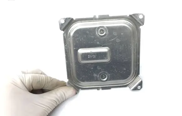 Opel Vivaro LED ballast control module 260556623R