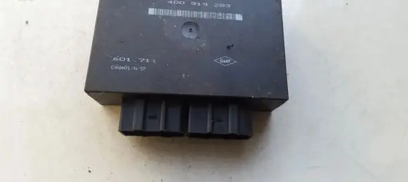 Audi A8 S8 D2 4D Parking PDC control unit/module 4d0919283