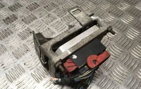 Fiat Punto (188) Engine control unit/module 51780241 6160109905 D032