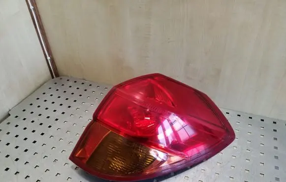 Subaru Outback Rear/tail lights 22020792