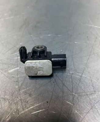 Mitsubishi ASX Airbag deployment crash/impact sensor 8651A165