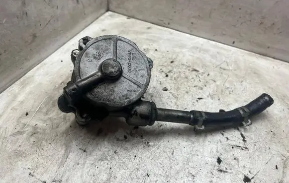 Honda Civic Vacuum pump VP60C03B