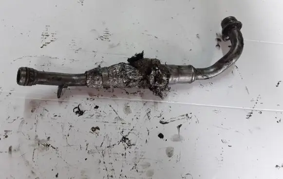 Audi A6 S6 C6 4F Turbo turbocharger oiling pipe/hose 059145735N