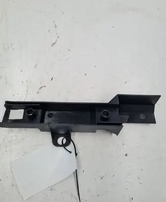 Audi A8 S8 D3 4E Horn signal holder/bracket 4E0823745A