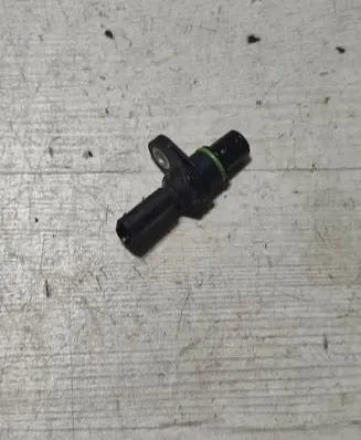 Volkswagen Touran III Camshaft position sensor 04L907601A